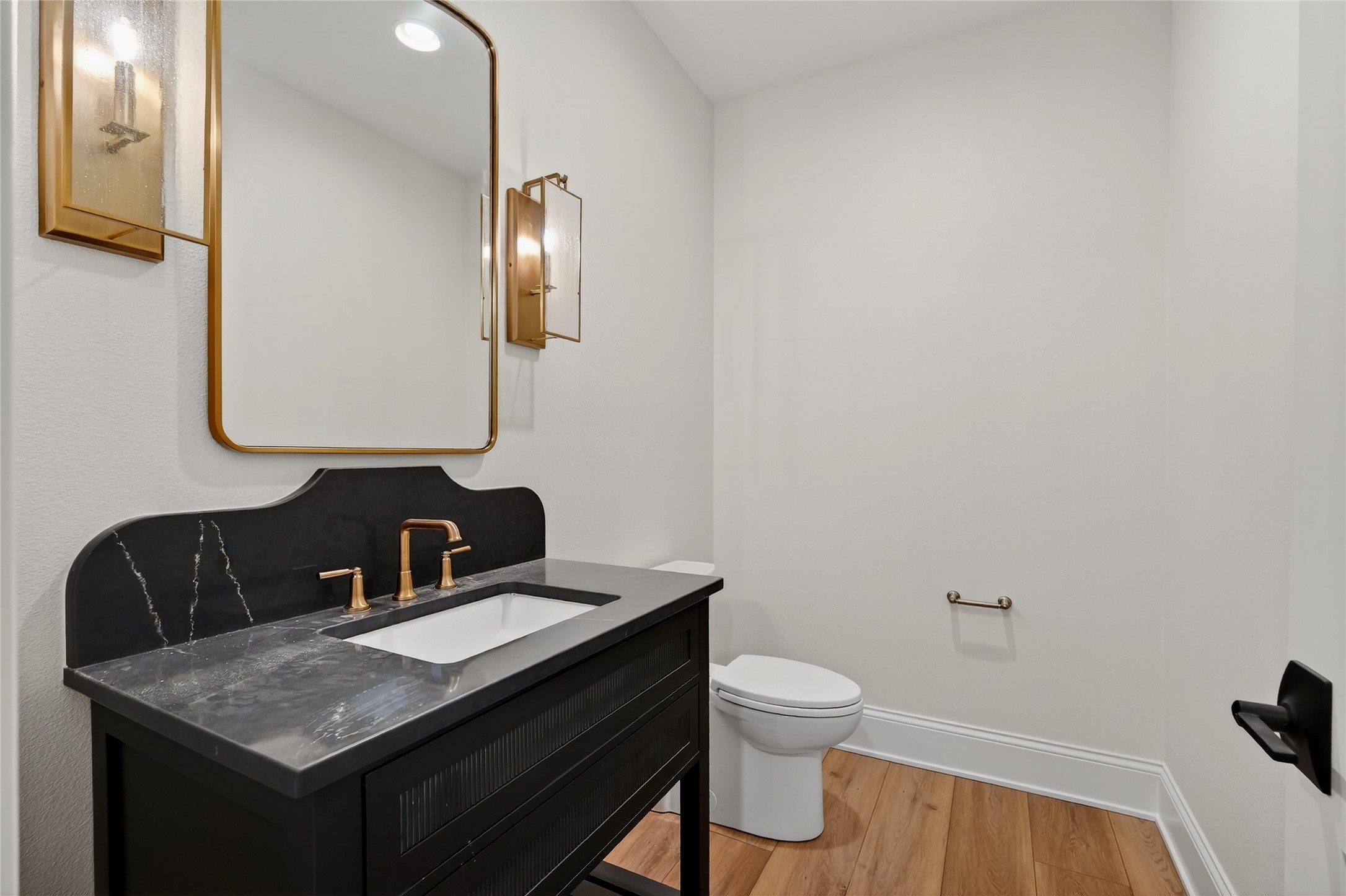 West Des Moines, Iowa, 50266, United States, 4 Bedrooms Bedrooms, ,4 BathroomsBathrooms,Residential,Active,2017514