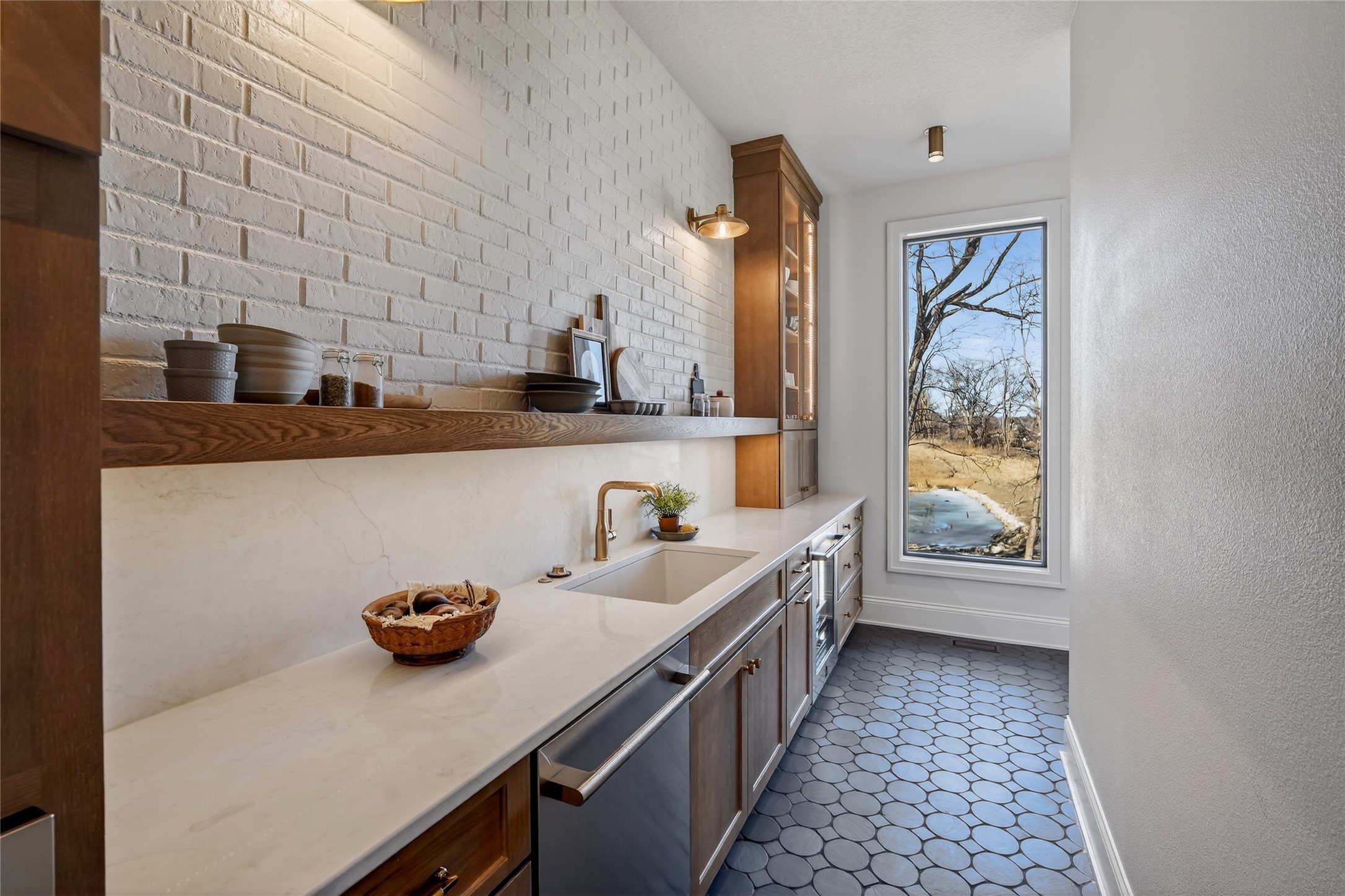 West Des Moines, Iowa, 50266, United States, 4 Bedrooms Bedrooms, ,4 BathroomsBathrooms,Residential,Active,2017514