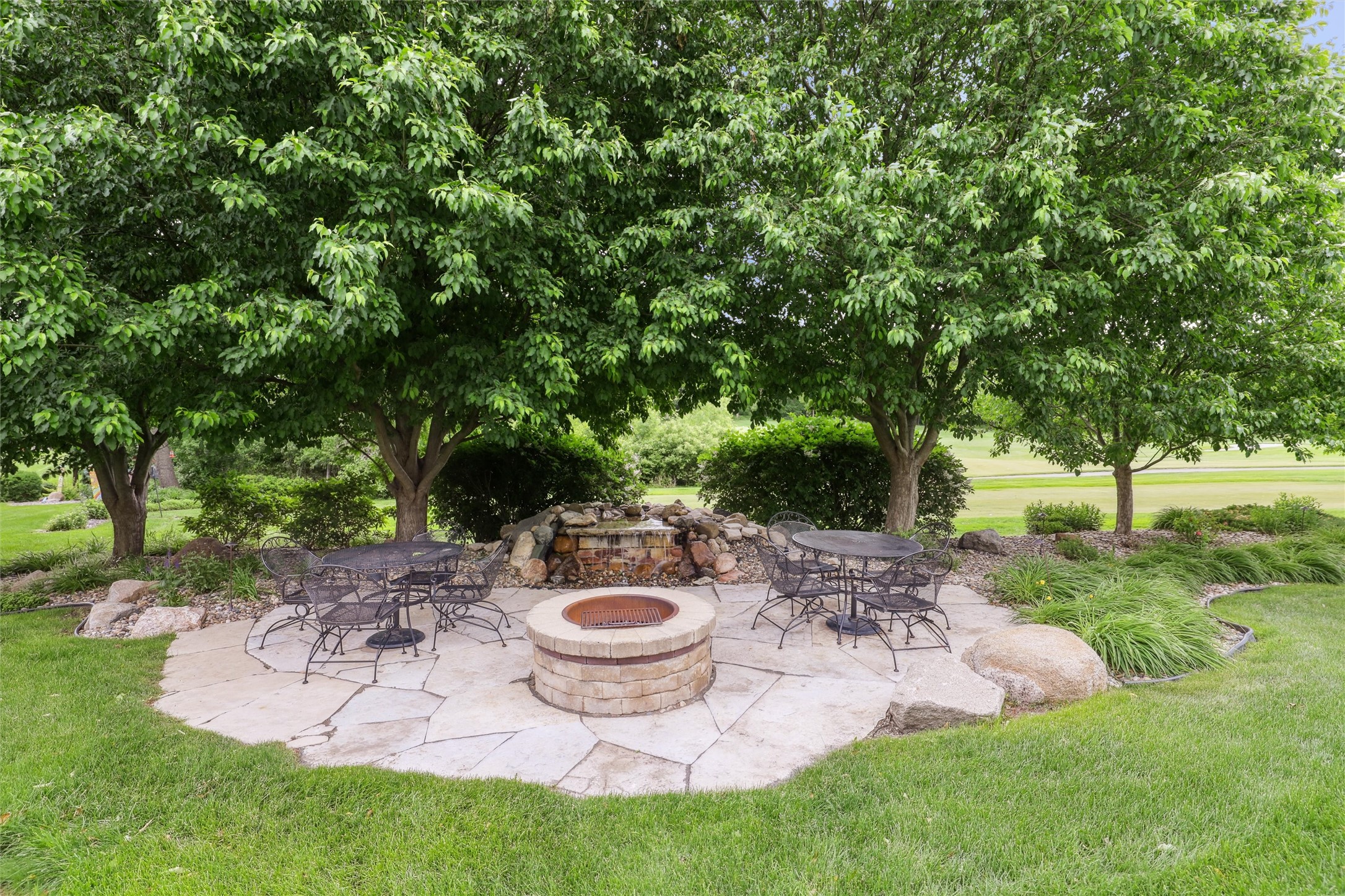 1176 Glen Oaks Drive, West Des Moines, Iowa image 34