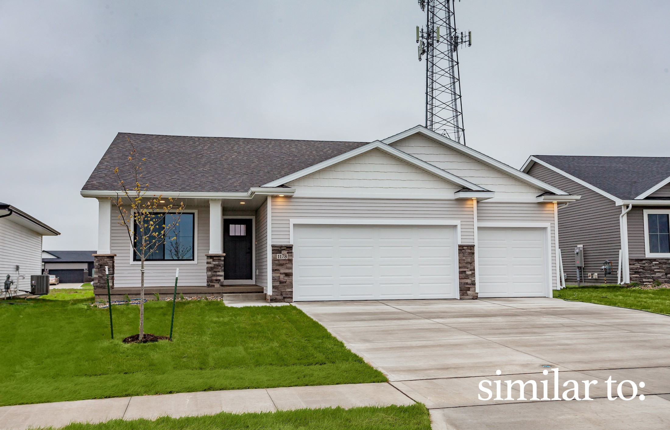 625 NW Compass Avenue, Waukee, Iowa image 2