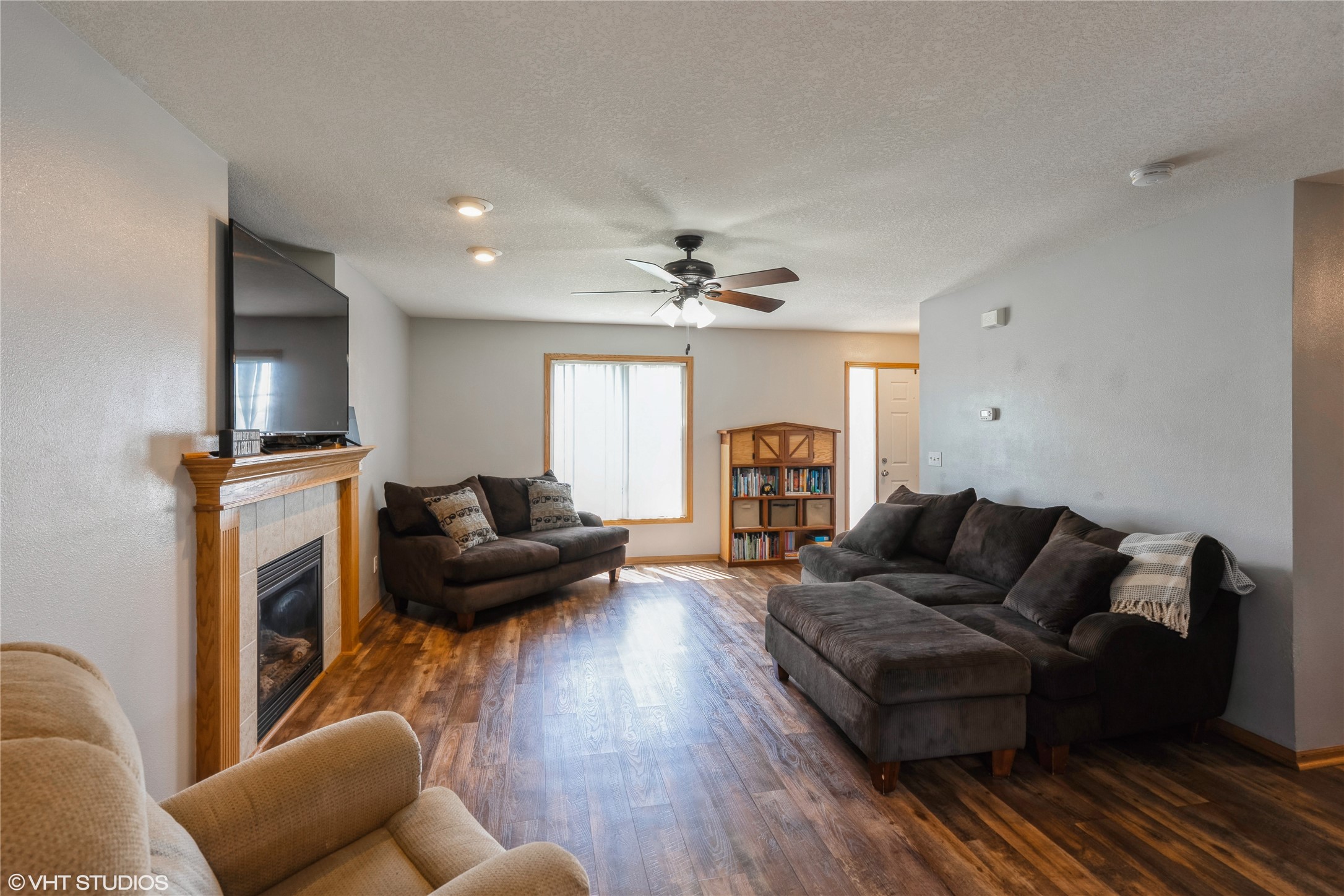 705 Cleveland Avenue, Bondurant, Iowa image 3