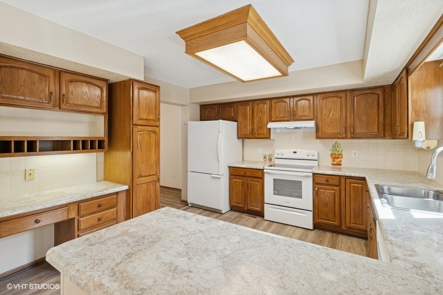 1106 5th Avenue, Altoona, Iowa image 10