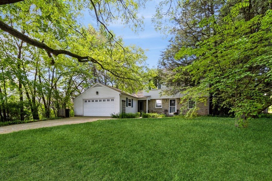 2016 Friley Road, Ames, Iowa image 1