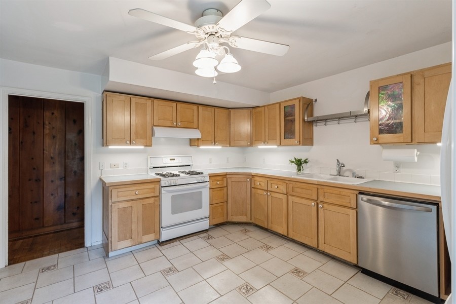 2016 Friley Road, Ames, Iowa image 10