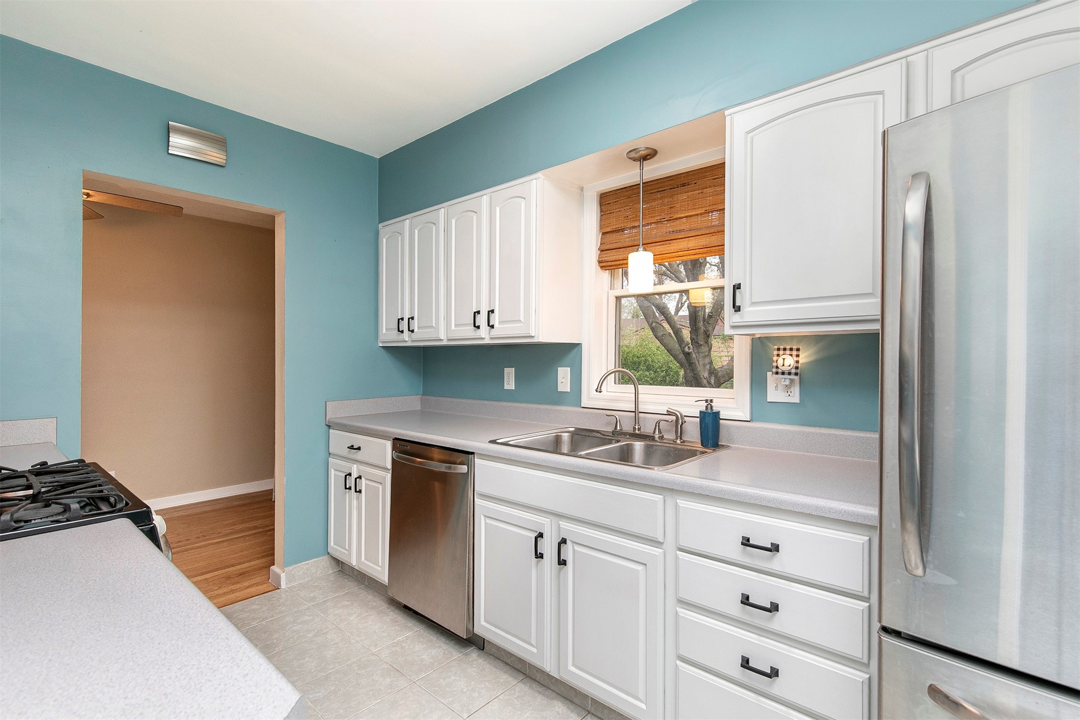 308 18th Place, West Des Moines, Iowa image 16