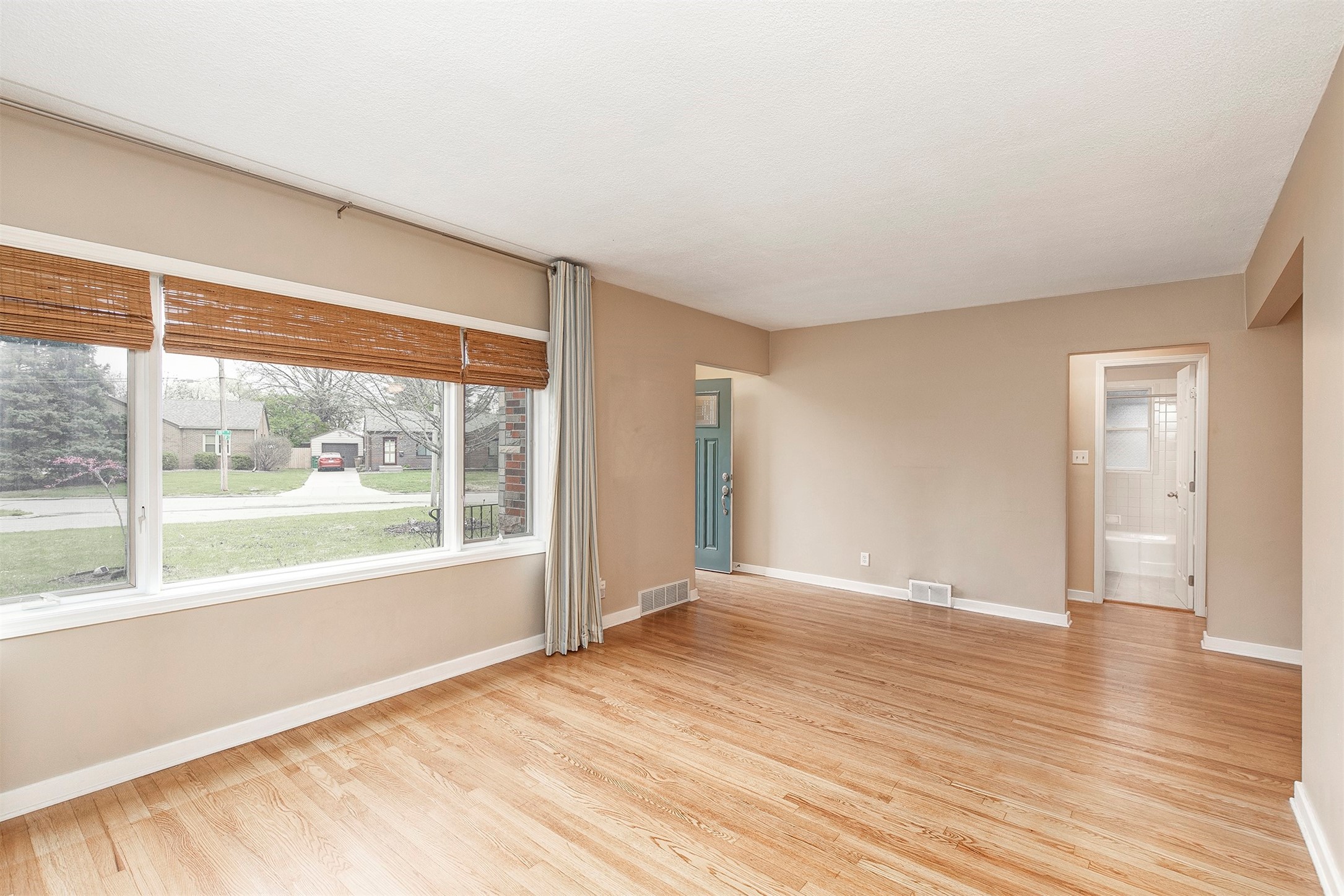 308 18th Place, West Des Moines, Iowa image 5