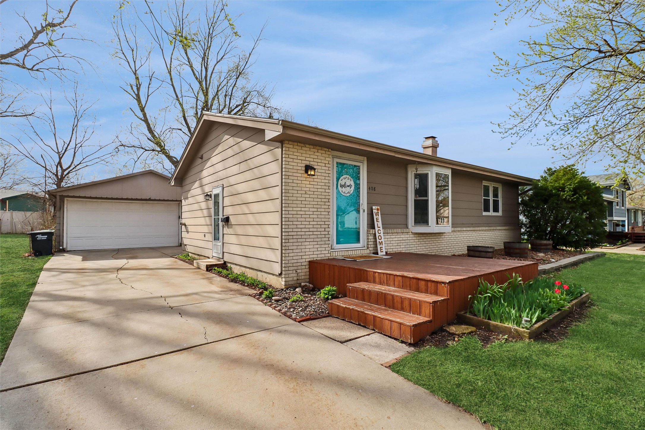 408 NW Linden Street