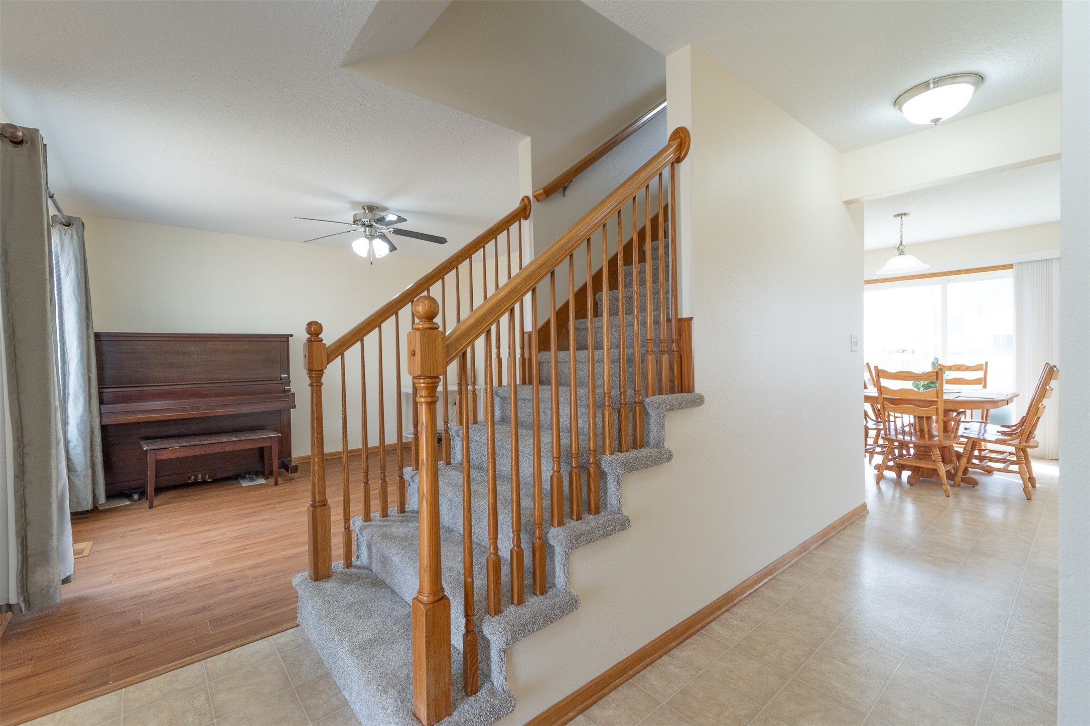 720 SE Murphy Drive, Waukee, Iowa image 2