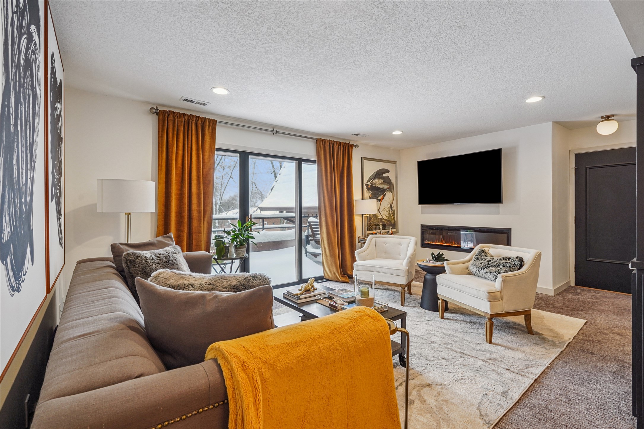 4323 Grand Avenue 428