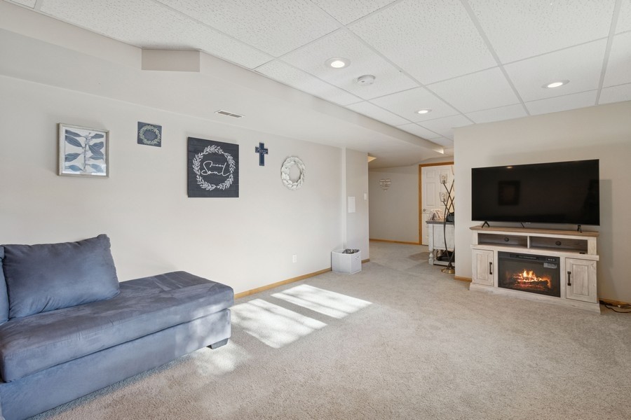 974 78th Place, West Des Moines, Iowa image 25