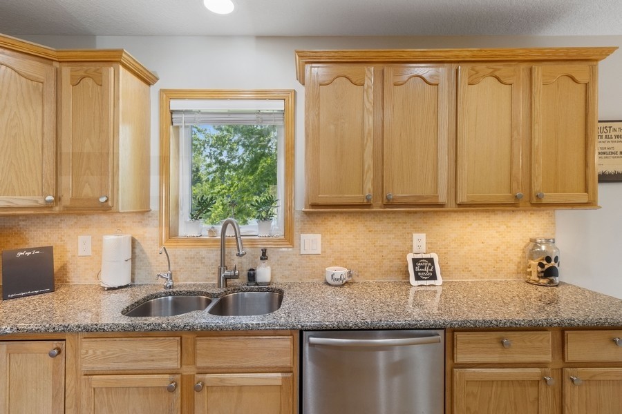 974 78th Place, West Des Moines, Iowa image 9
