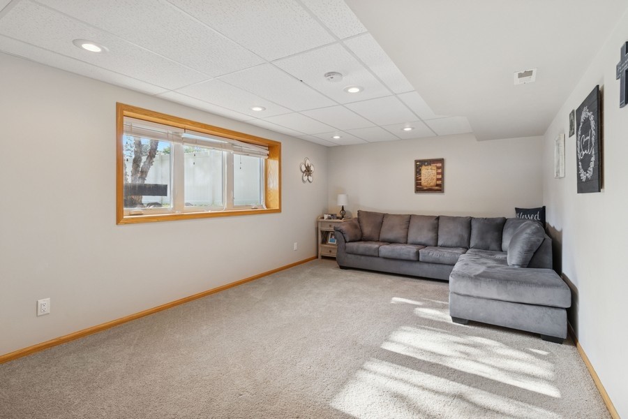 974 78th Place, West Des Moines, Iowa image 23
