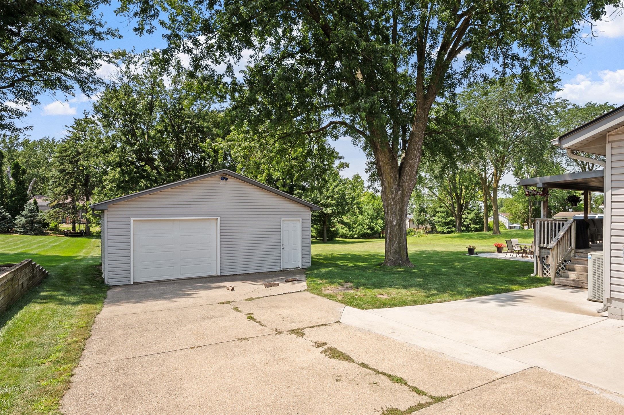 388 N Shadyview Boulevard, Pleasant Hill, Iowa image 10