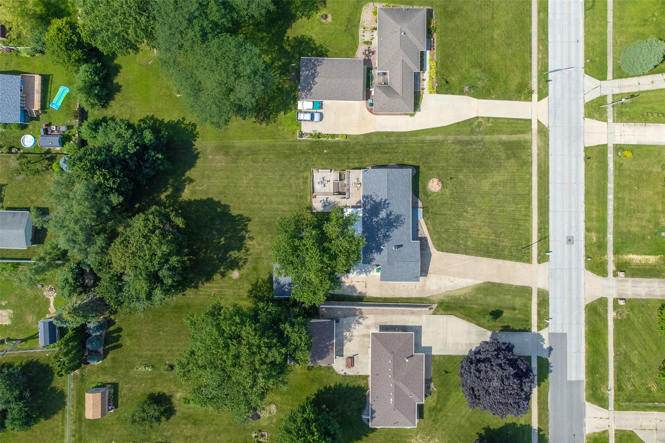 388 N Shadyview Boulevard, Pleasant Hill, Iowa image 4