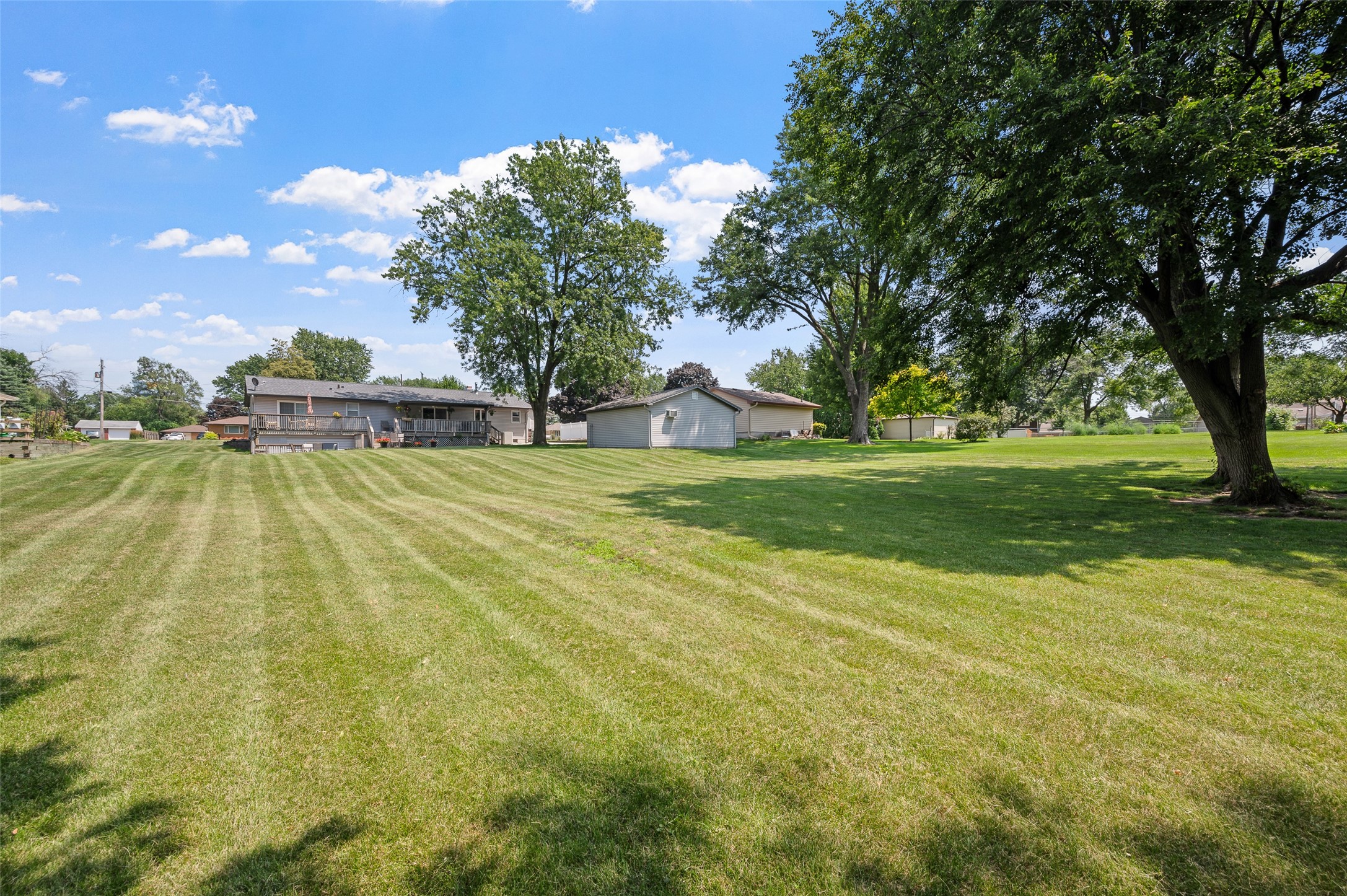 388 N Shadyview Boulevard, Pleasant Hill, Iowa image 9