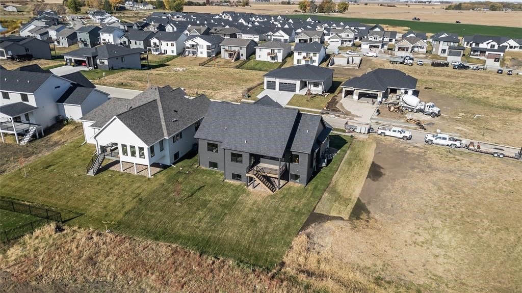 17950 Tanglewood Drive, Clive, Iowa image 28