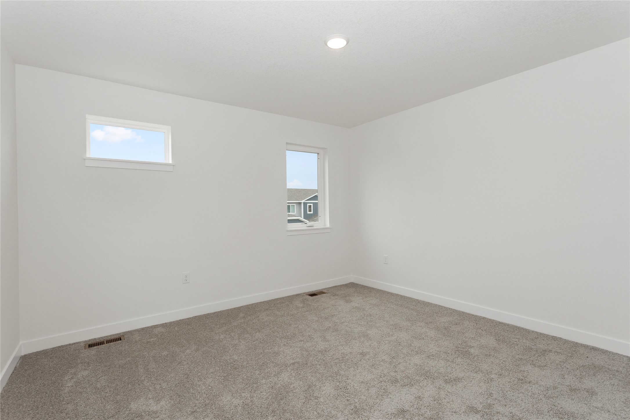 253 NW Waverly Drive, Waukee, Iowa image 26