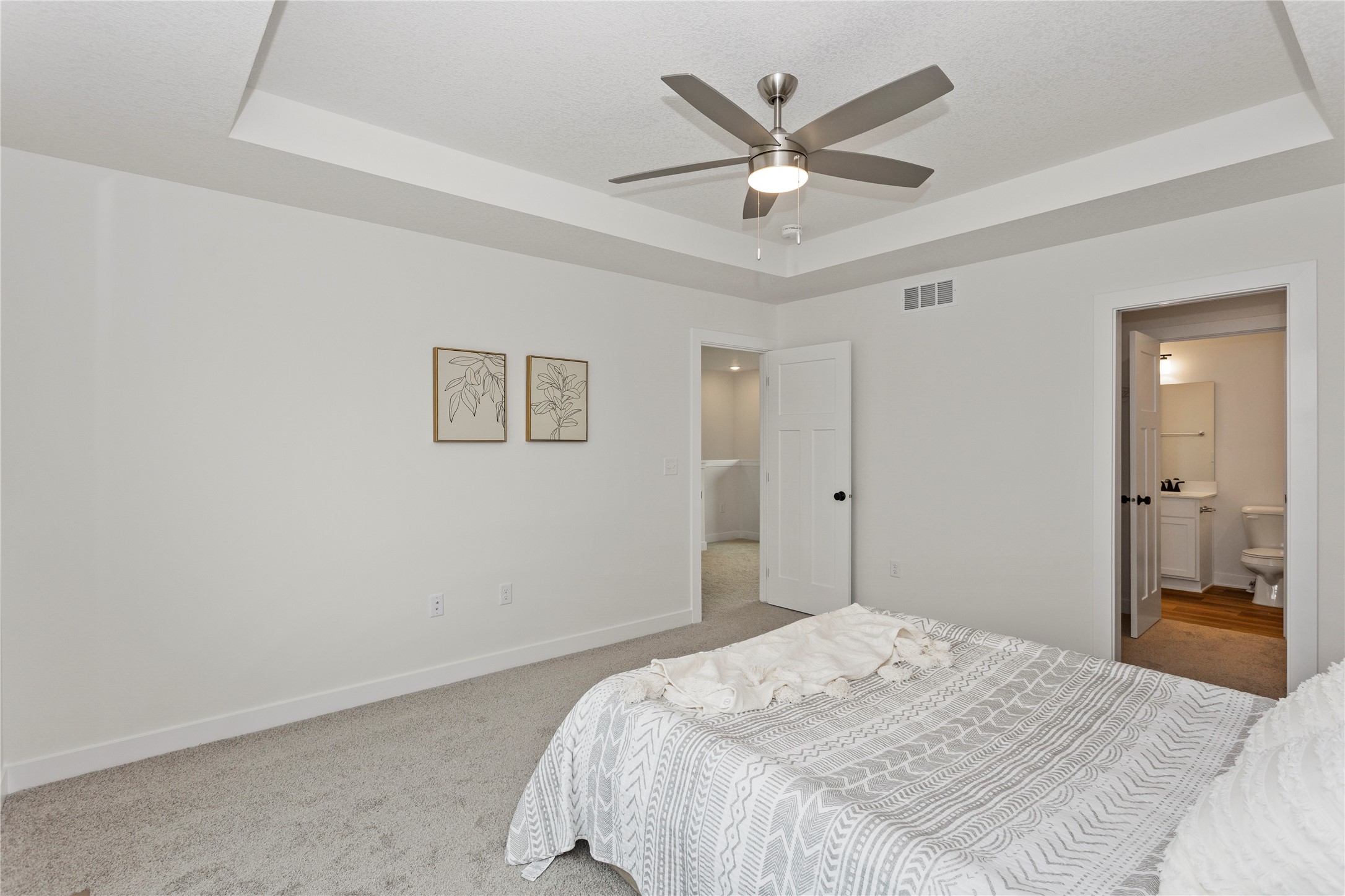 253 NW Waverly Drive, Waukee, Iowa image 24