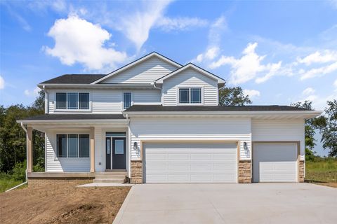 301 S Walnut Drive Norwalk IA 50211