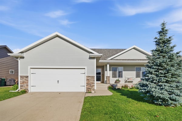 112 NE MEGAN AVE, ELKHART, IA 50073 - Image 2fb37e8876154caa8ceeb6763b77bbfb/2666991829