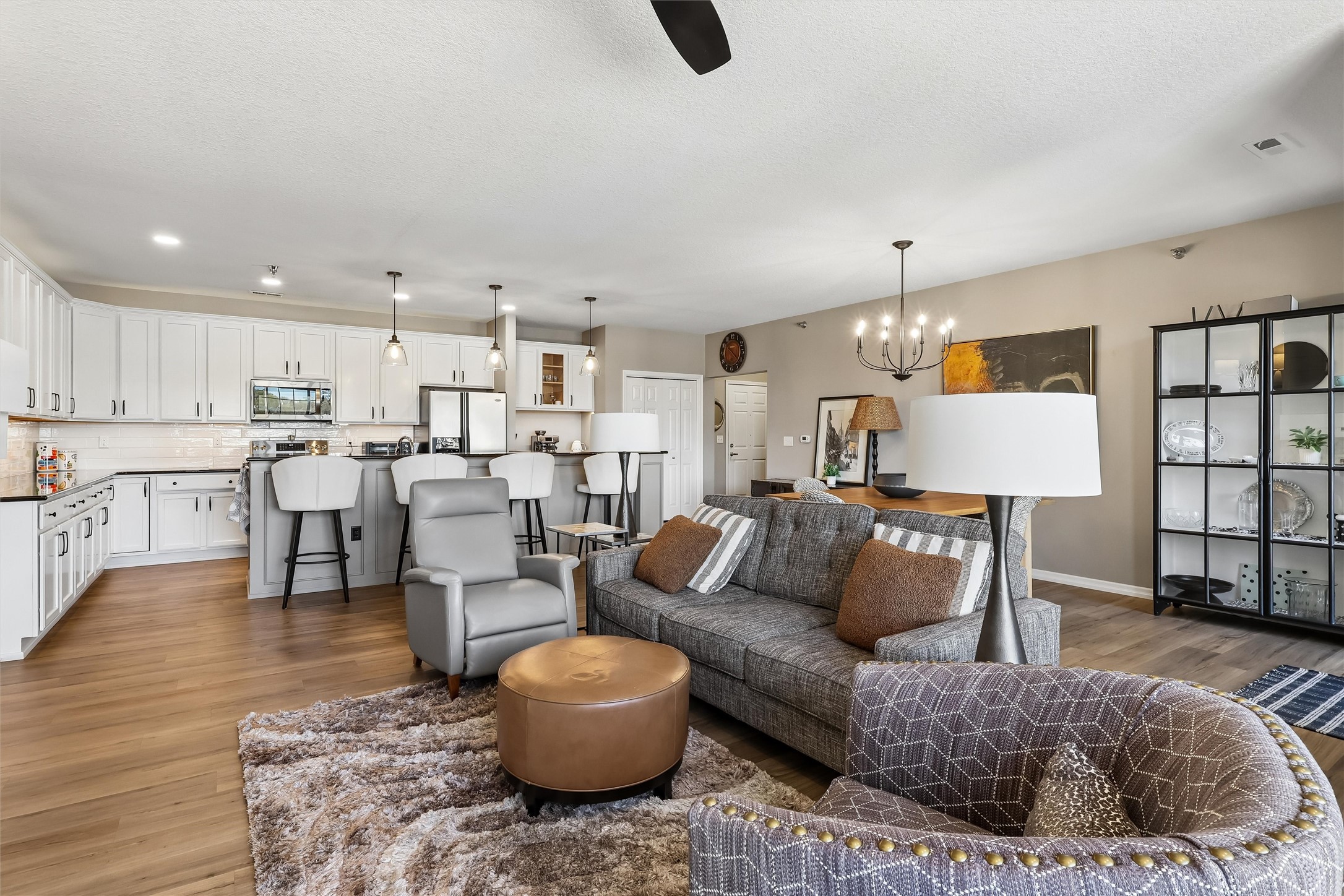 3031 Grand Avenue 212