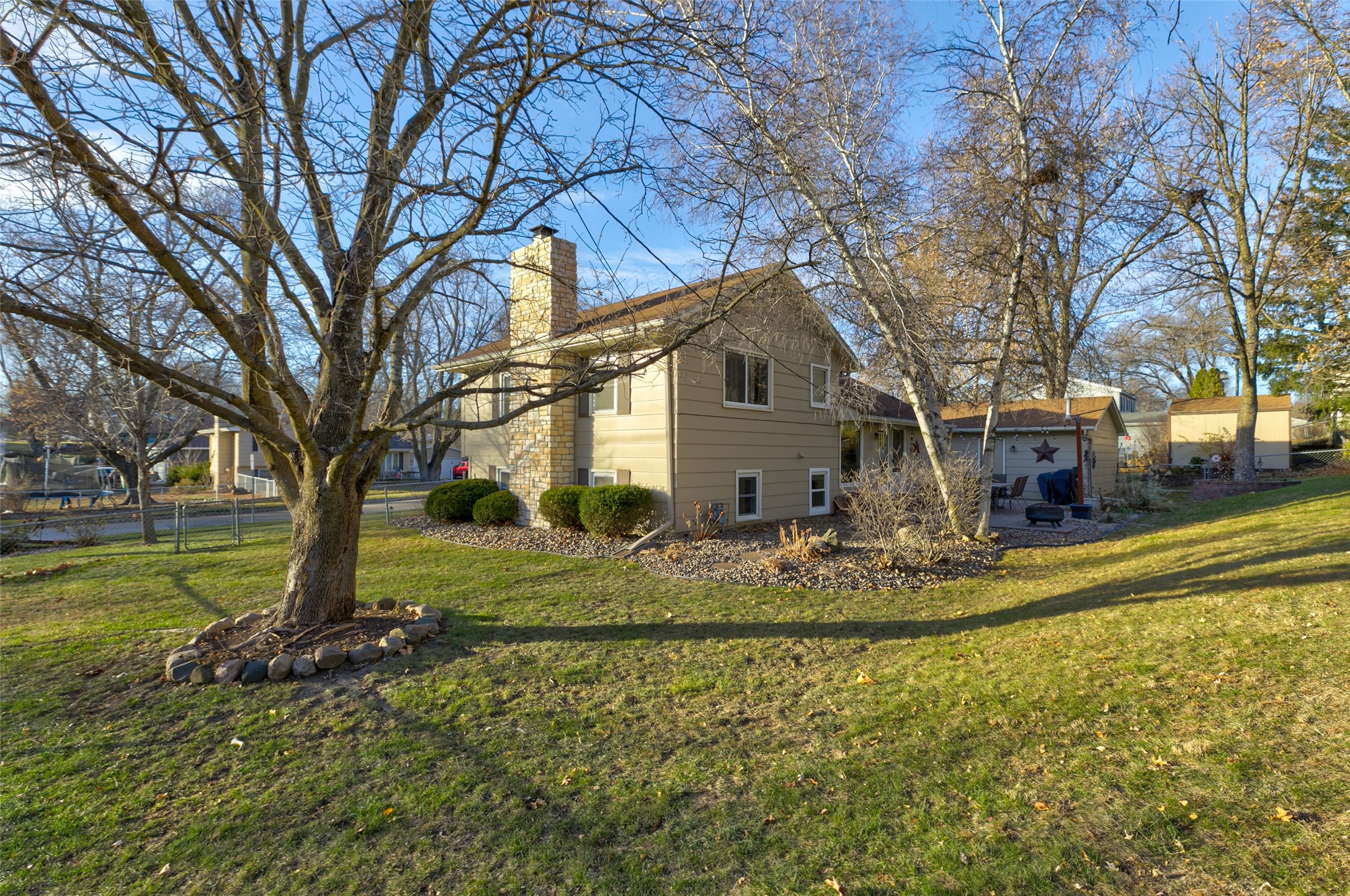 8223 Dema Drive, Des Moines, Iowa image 22