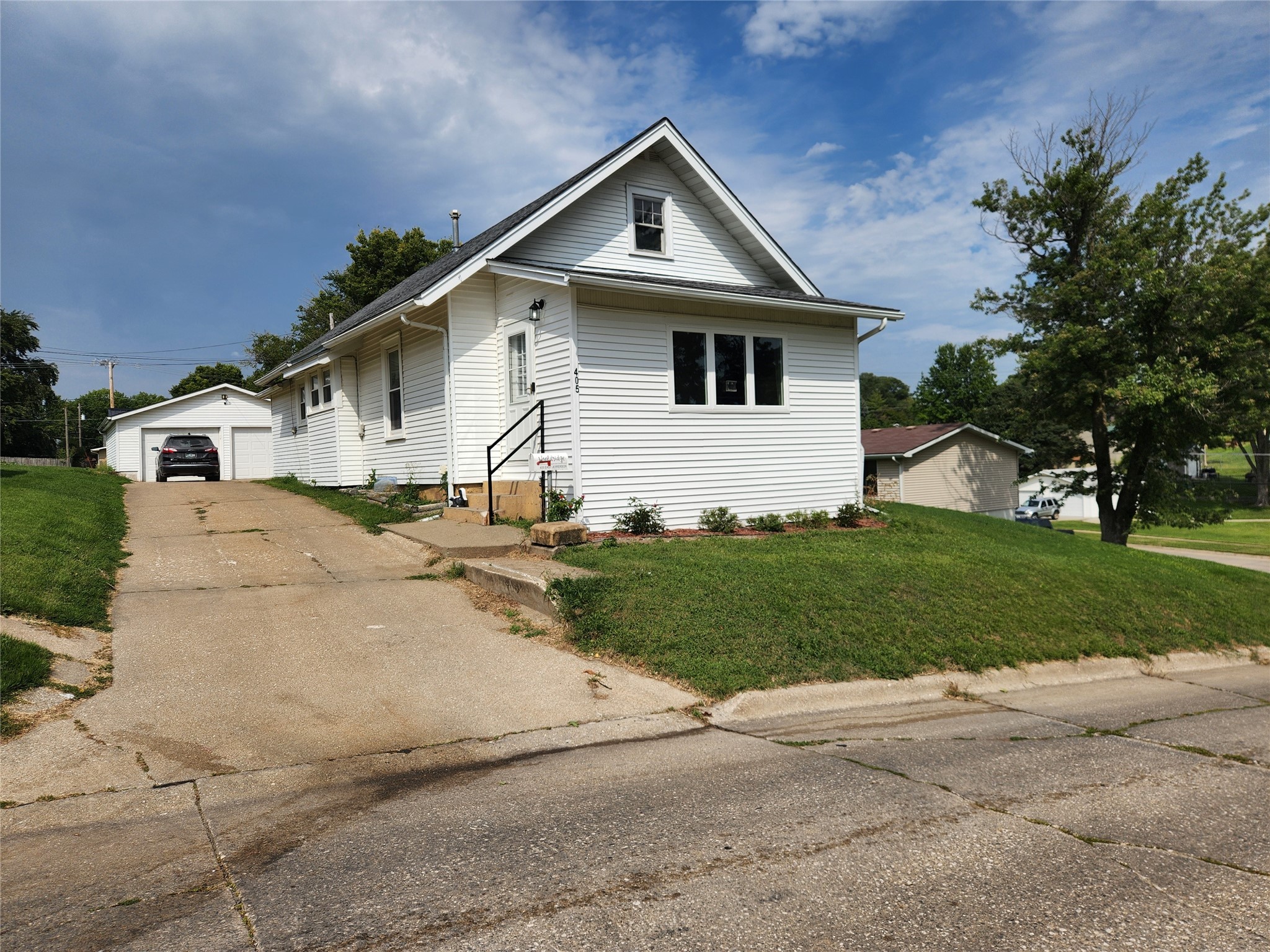 405 E Jefferson Street, Knoxville, Iowa image 1