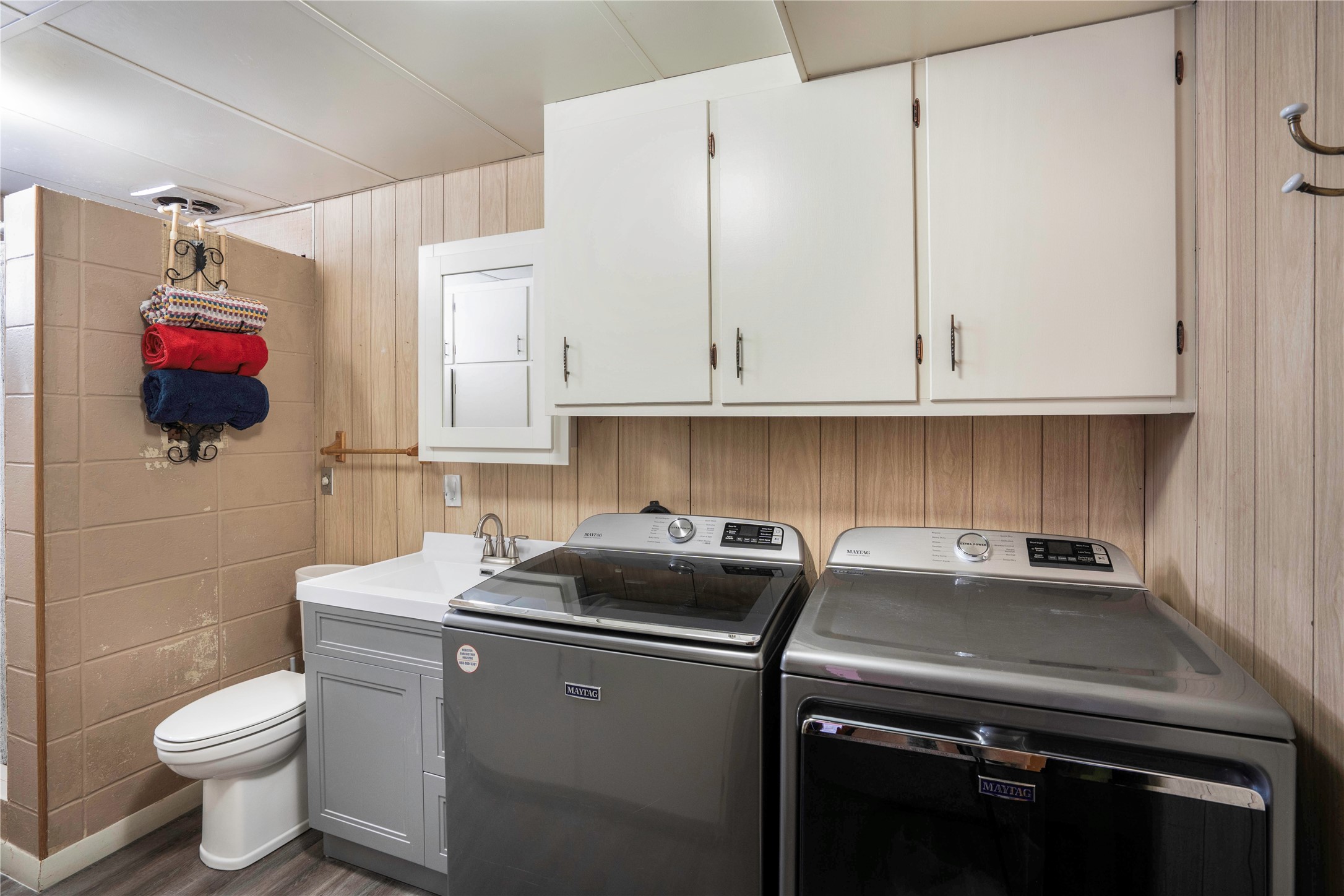 1208 Mary Lane, Webster City, Iowa image 21