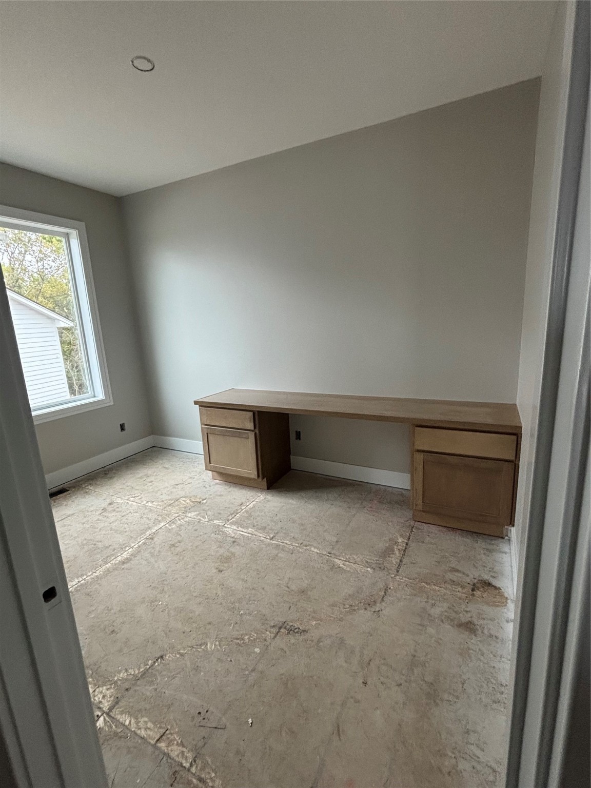 5627 Walnut Ridge Drive