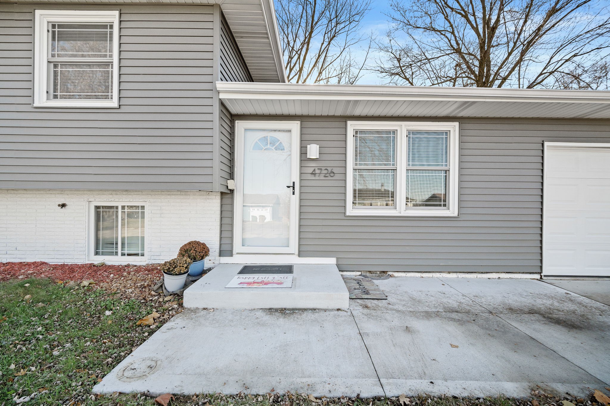 4726 Devlin Drive, Norwalk, Iowa image 3