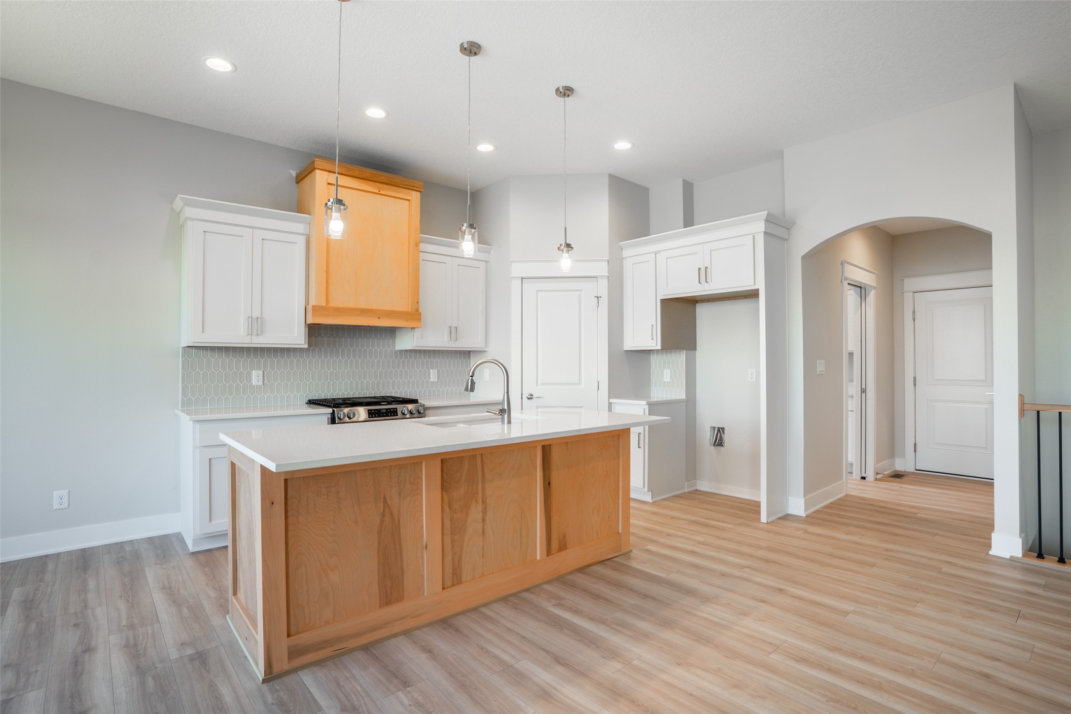 135 NW Alderleaf Drive