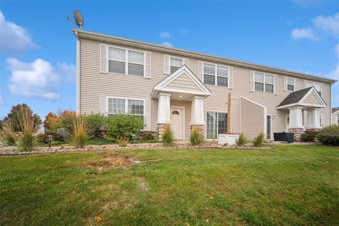 Condo For Sale - 1023 NE Greenview Drive<br/> Ankeny, IA 50021