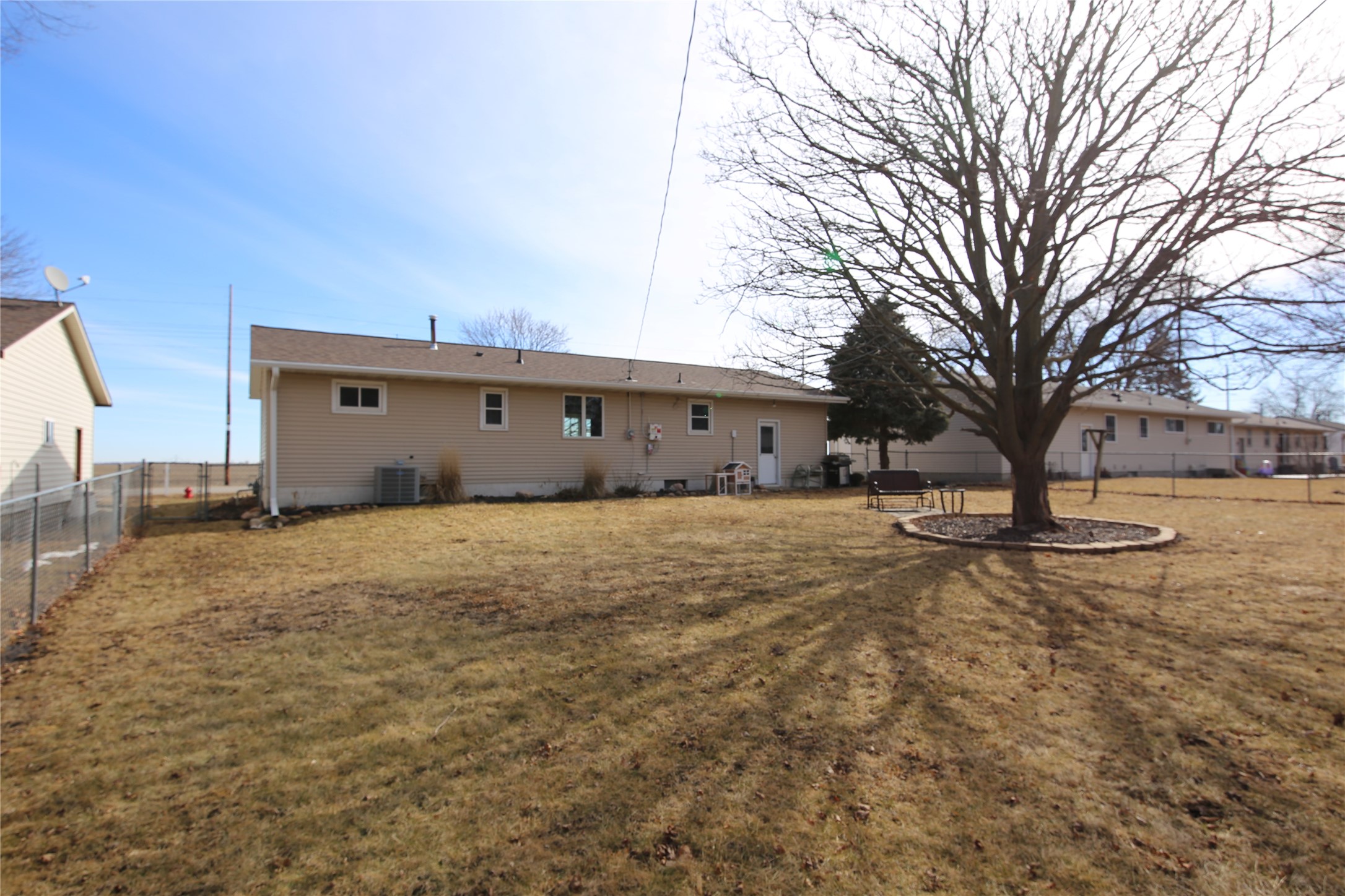702 18th Street Place, Nevada, Iowa image 24