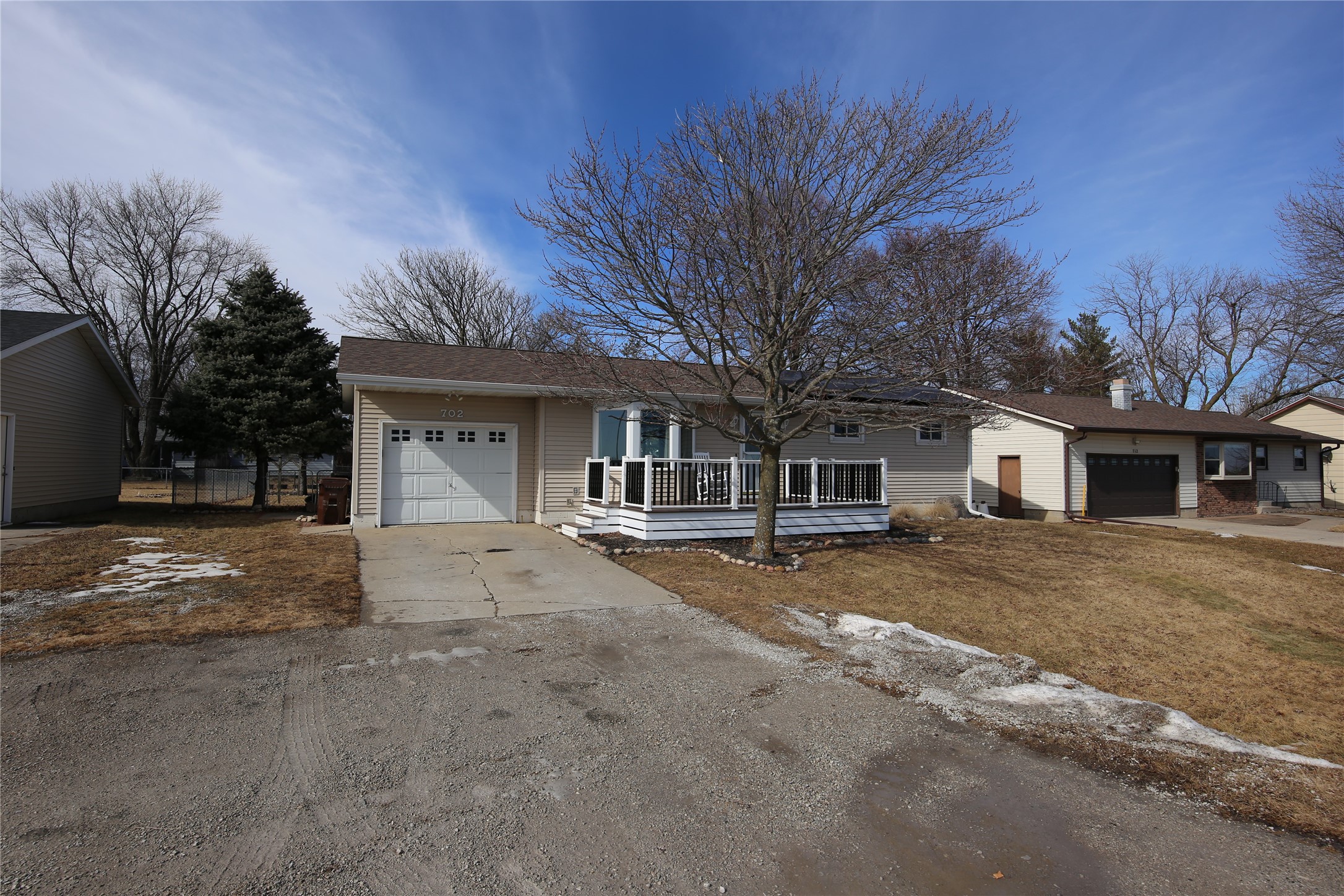 702 18th Street Place, Nevada, Iowa image 2