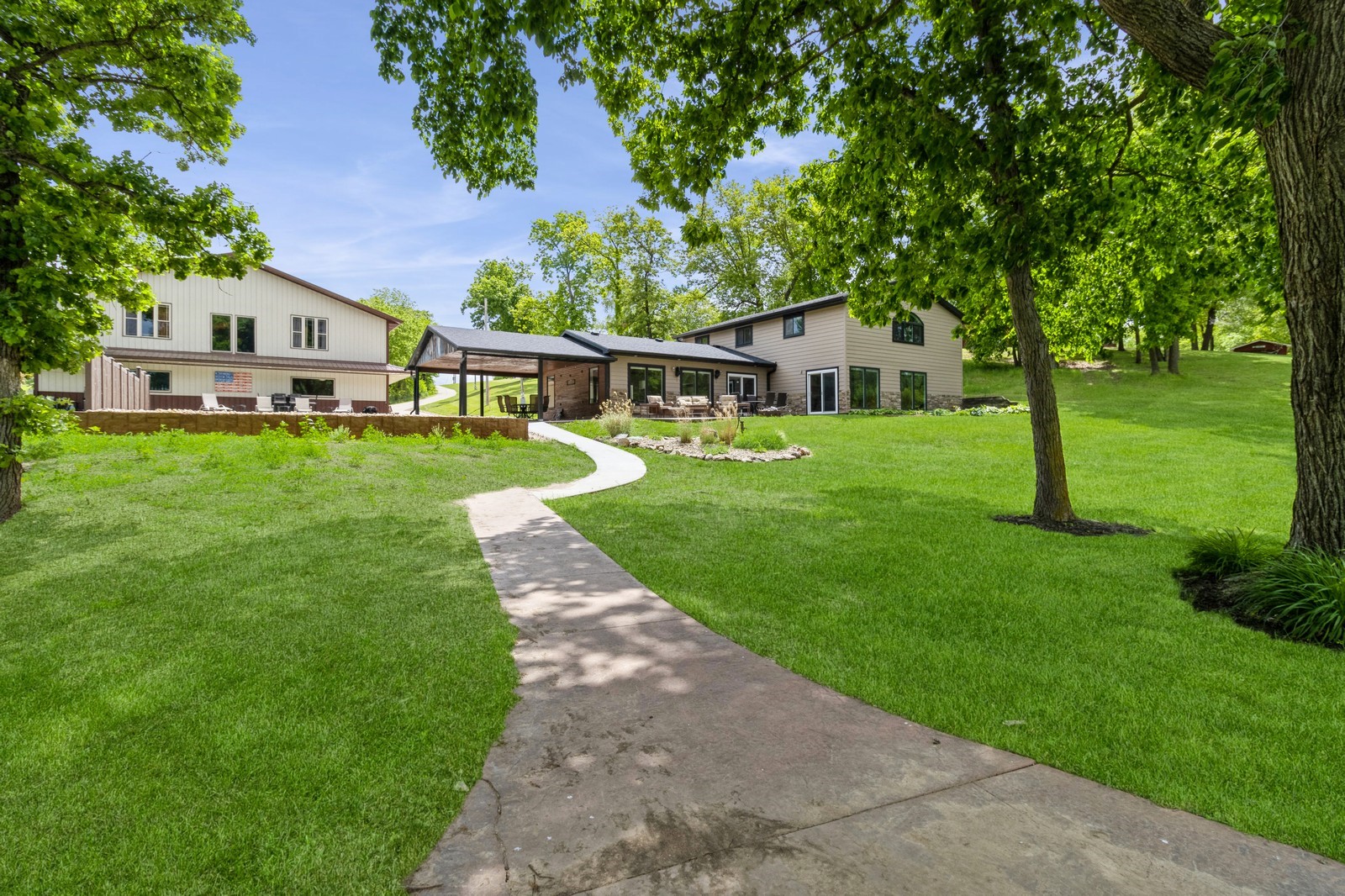 105 S Shore Drive, Montezuma, Iowa image 4