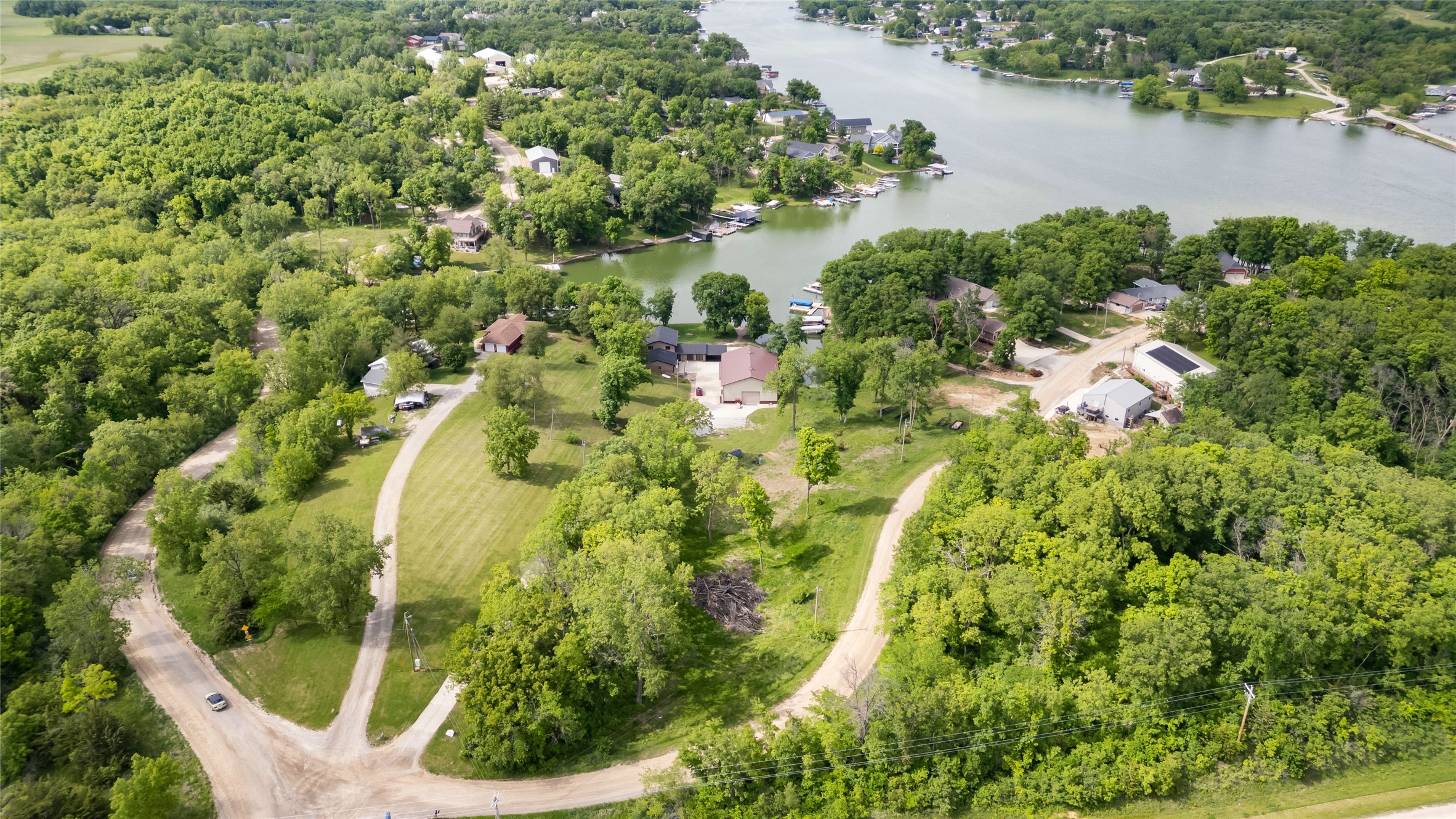 105 S Shore Drive, Montezuma, Iowa image 3