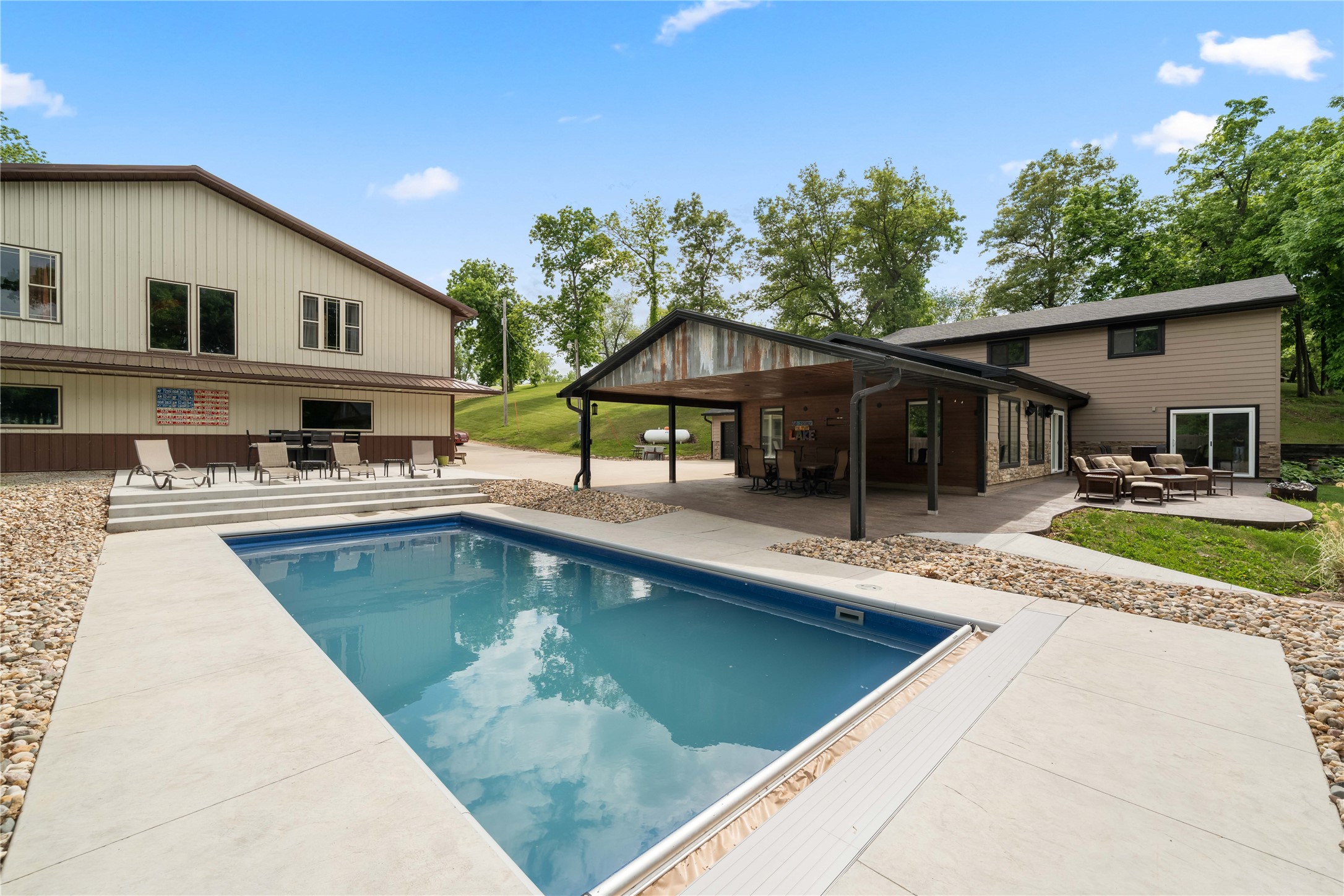 105 S Shore Drive, Montezuma, Iowa image 9