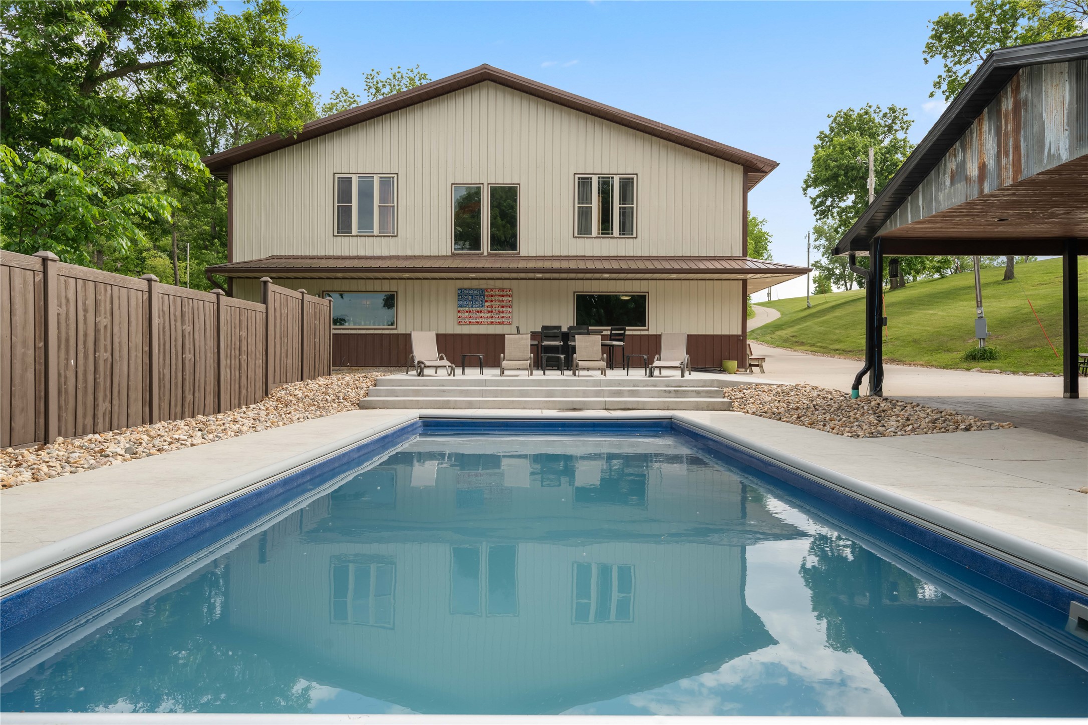 105 S Shore Drive, Montezuma, Iowa image 8