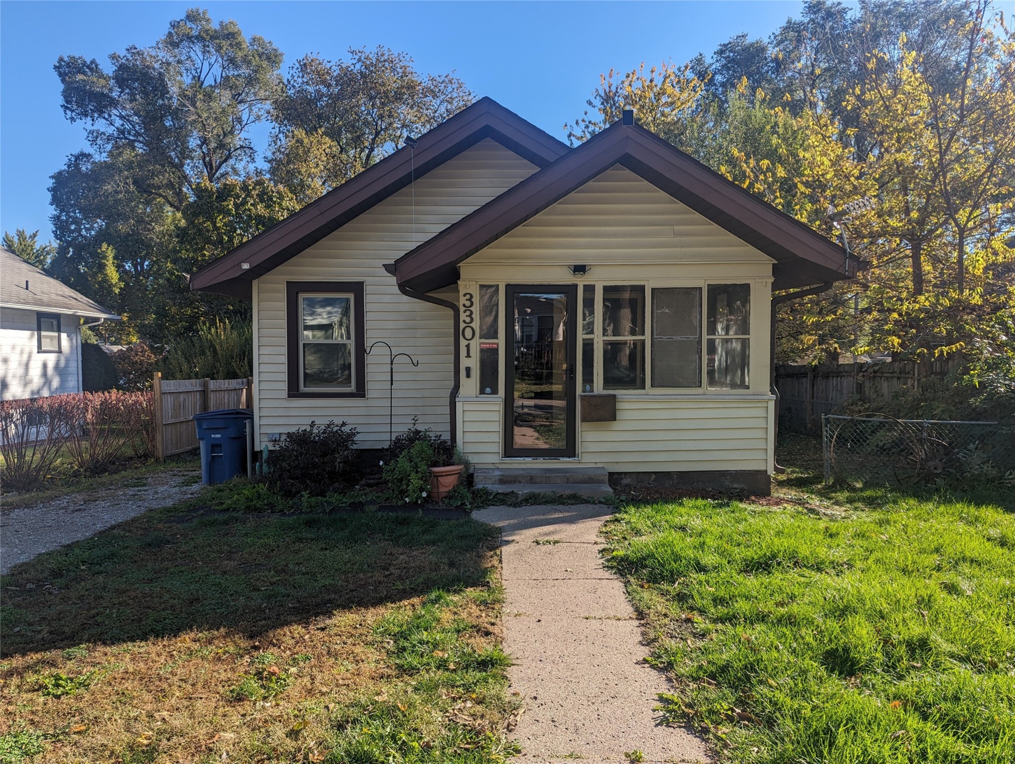 3301 Columbia Street