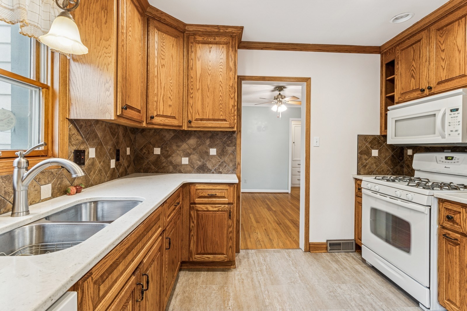 4312 Ashby Avenue, Des Moines, Iowa image 12