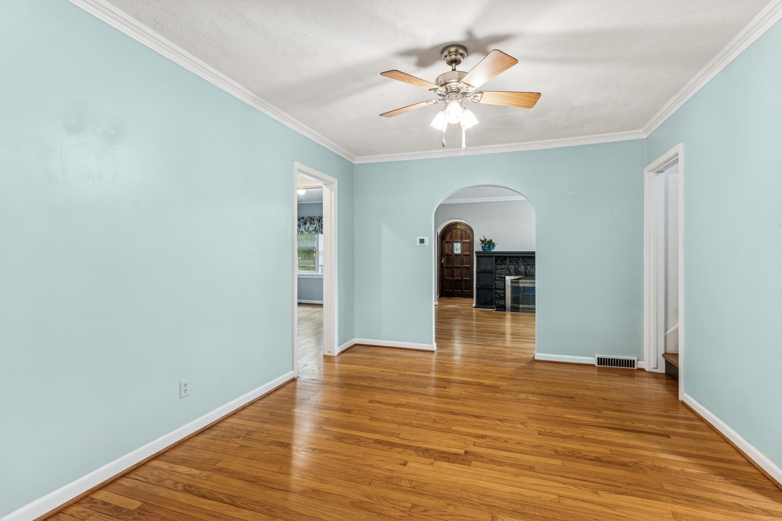 4312 Ashby Avenue, Des Moines, Iowa image 9