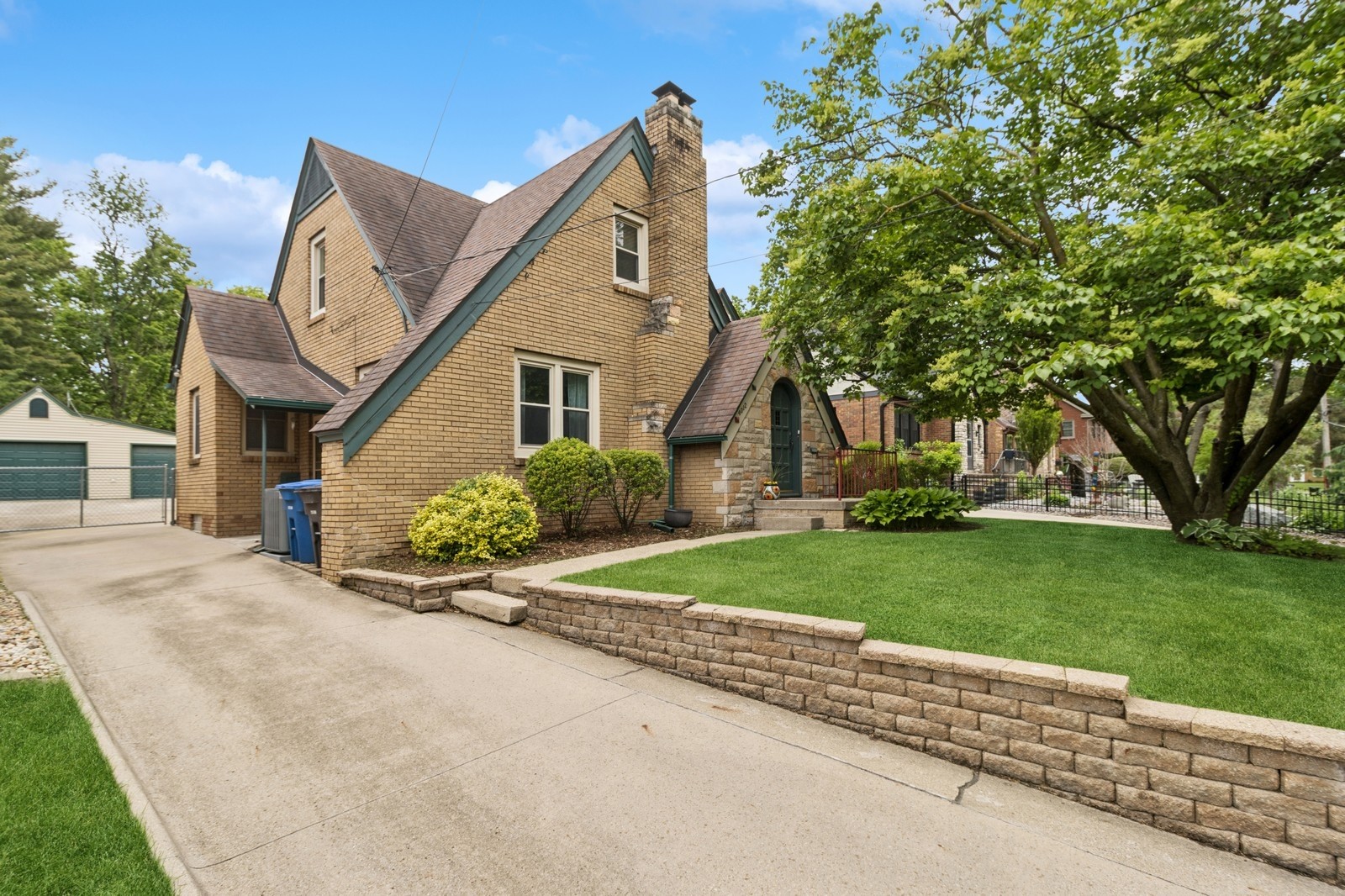 4312 Ashby Avenue, Des Moines, Iowa image 1