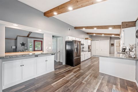 Homes For Sale - 807 Linden Street<br/> Dallas Center, IA 50063