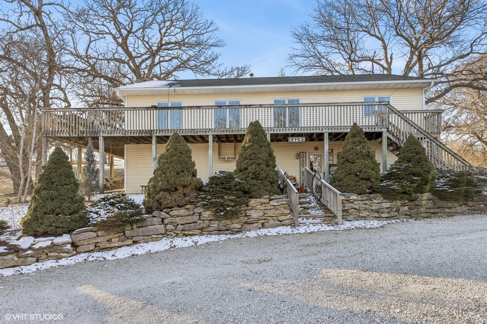 36026 Jewell Court, Earlham, Iowa image 1