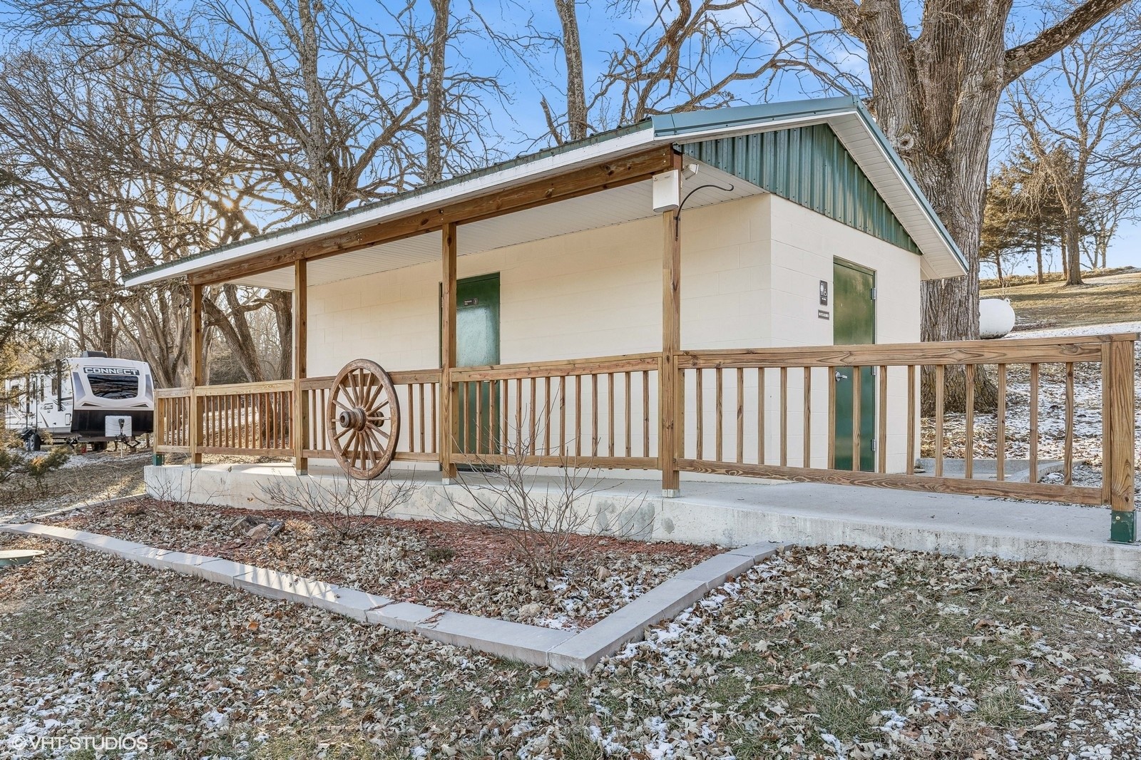 36026 Jewell Court, Earlham, Iowa image 12