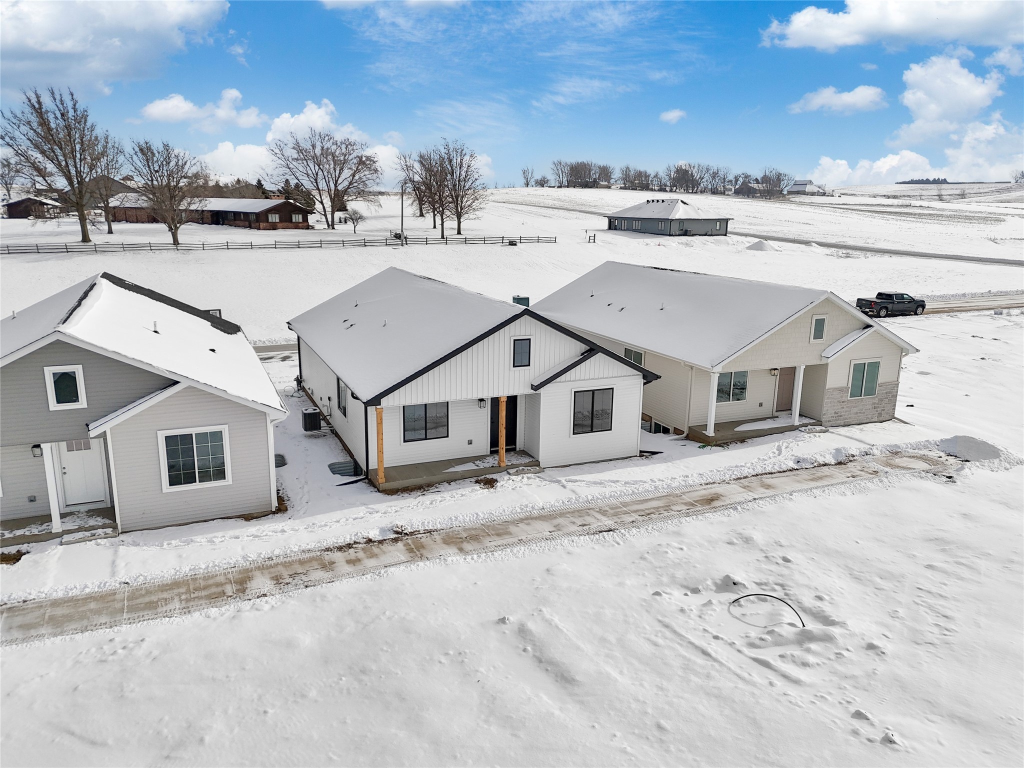 1005 Willow Drive, Manning, Iowa image 3