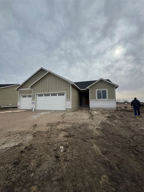 Homes For Sale - 1345 NW Linda Lane<br/> Waukee, IA 50263