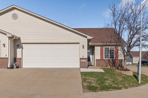 Condo For Sale - 3218 SE Turnberry Drive<br/> Ankeny, IA 50021