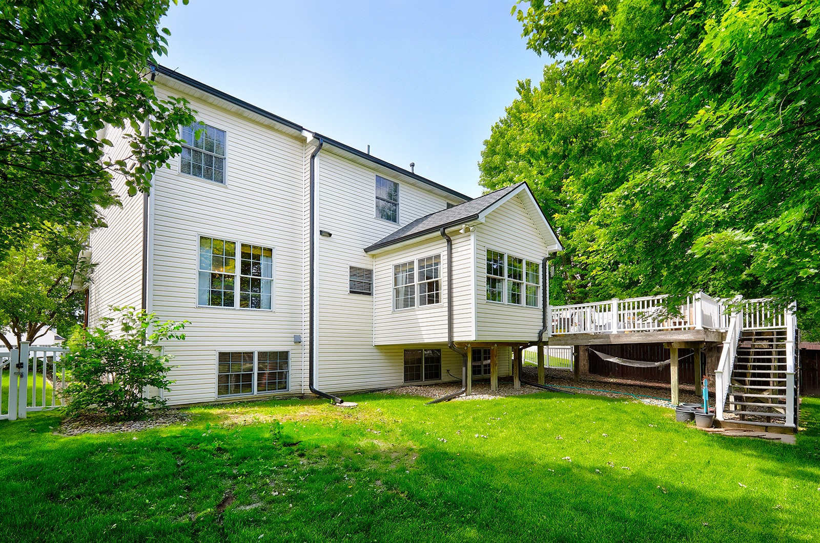 7709 Boulder Drive, West Des Moines, Iowa image 3