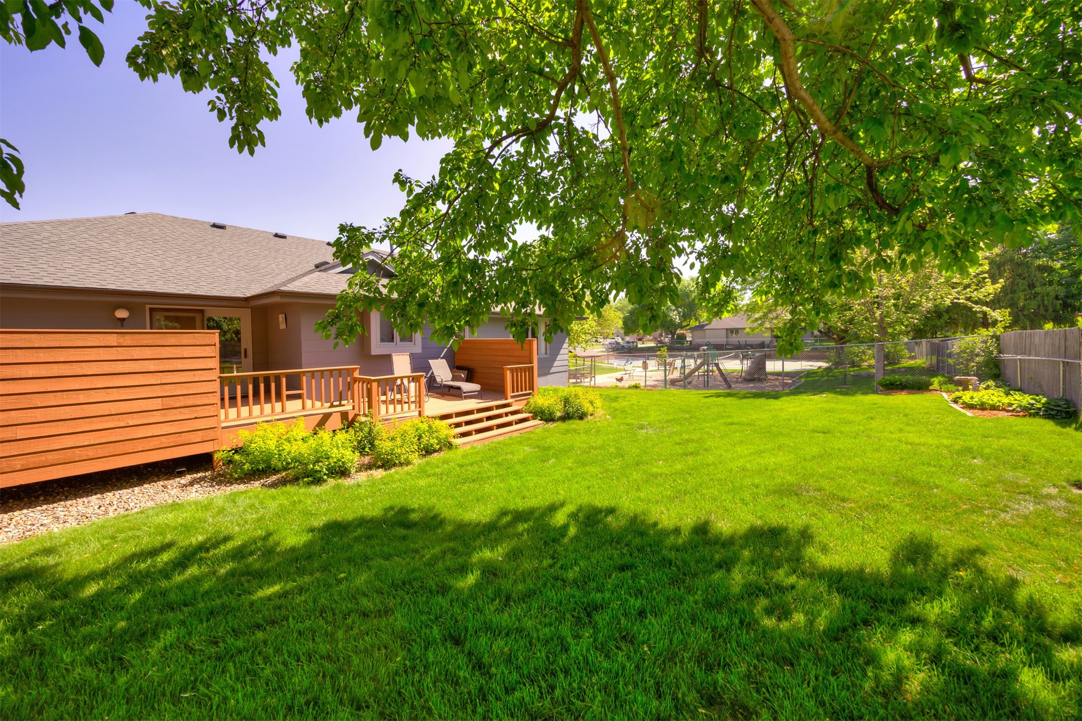 10760 Elmcrest Drive, Clive, Iowa image 6